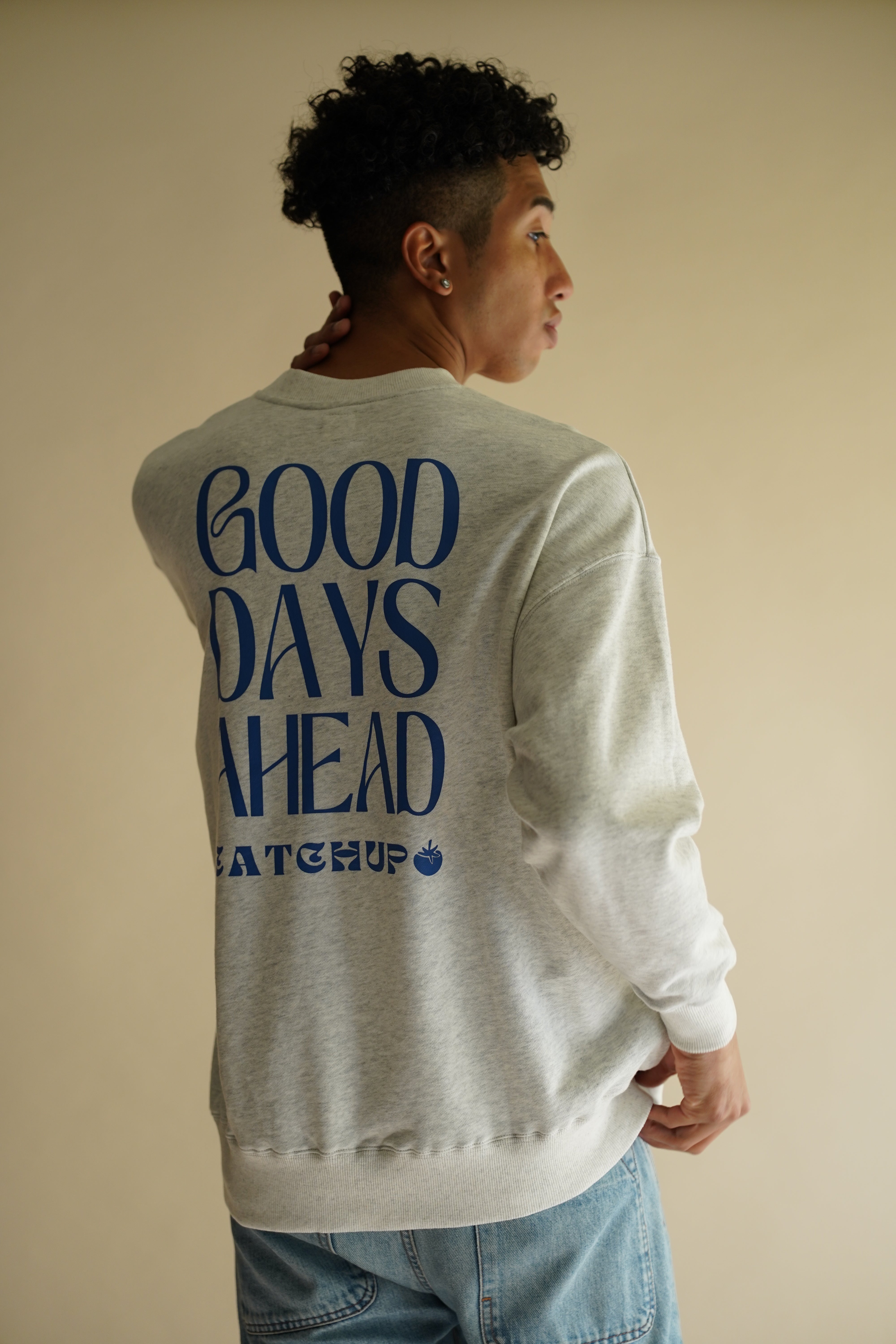 2025AW】“GOOD DAYS AHEAD”スウェットトップス（大人サイズ） – Catchup