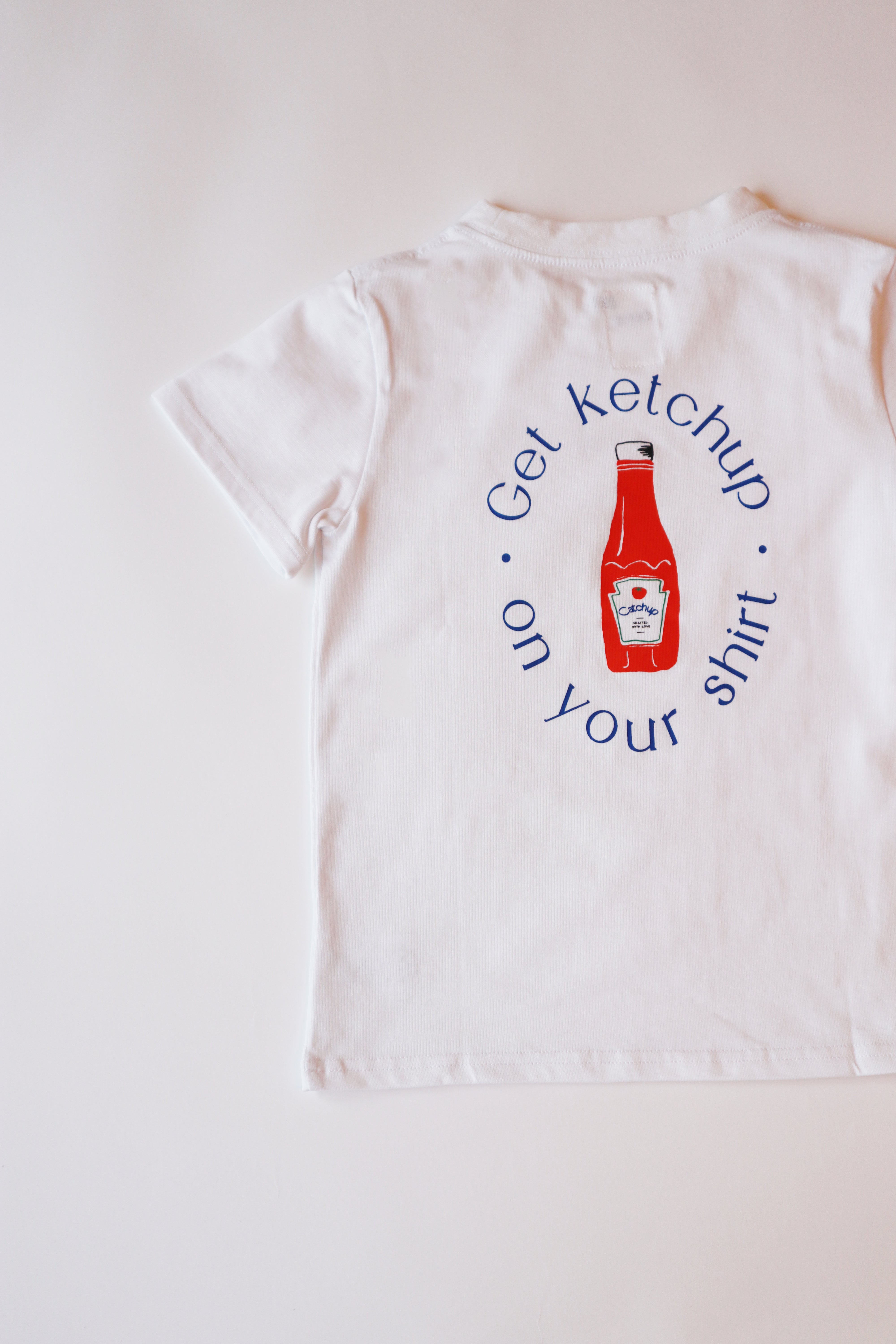 【Catchup】バックグラフィックTシャツ