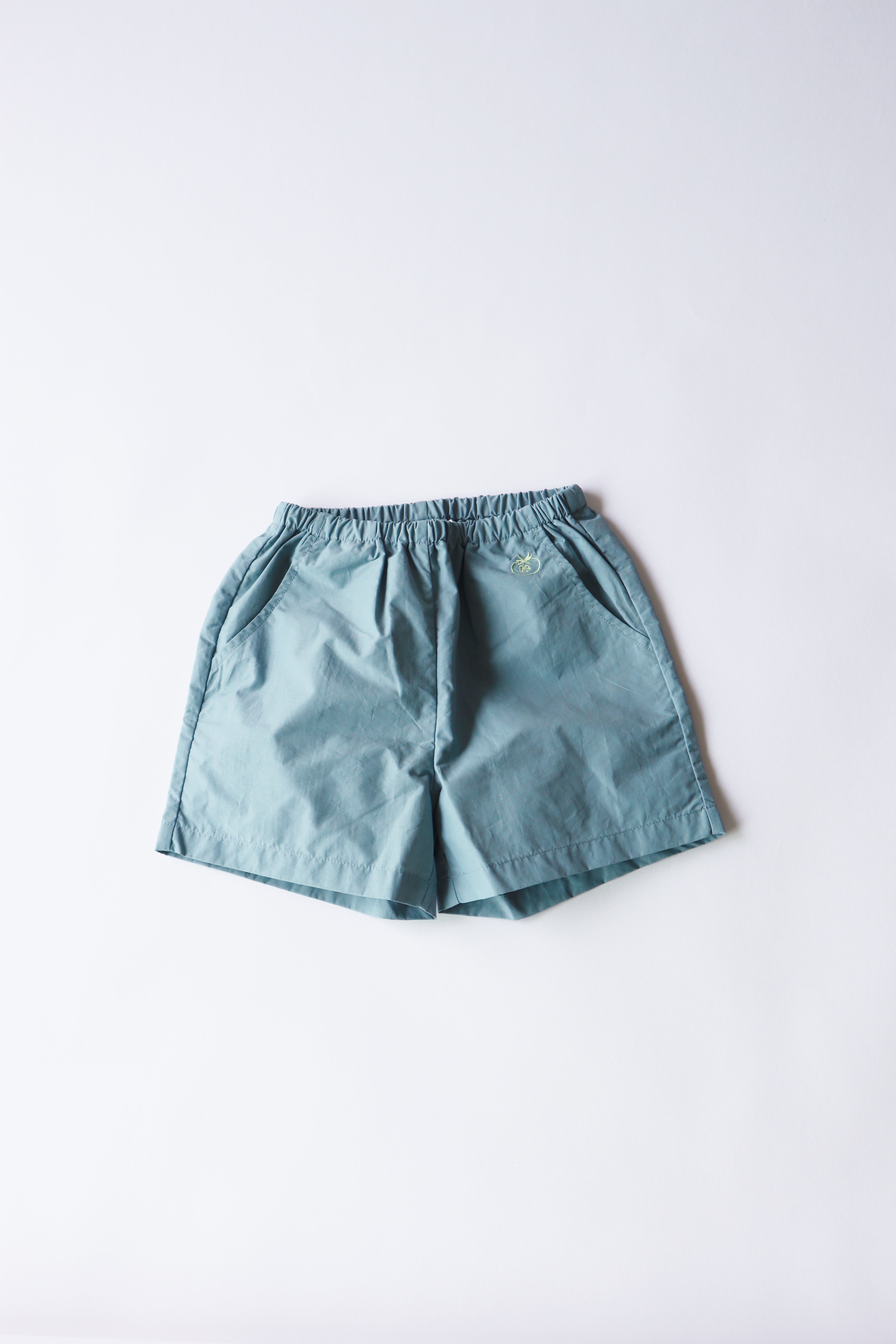 161 パーリーゲイツ ナイロンタスランストレッチリップ ショートパンツ 4 M 161 パーリーゲイツ ナイロンタスランストレッチリップ ショート