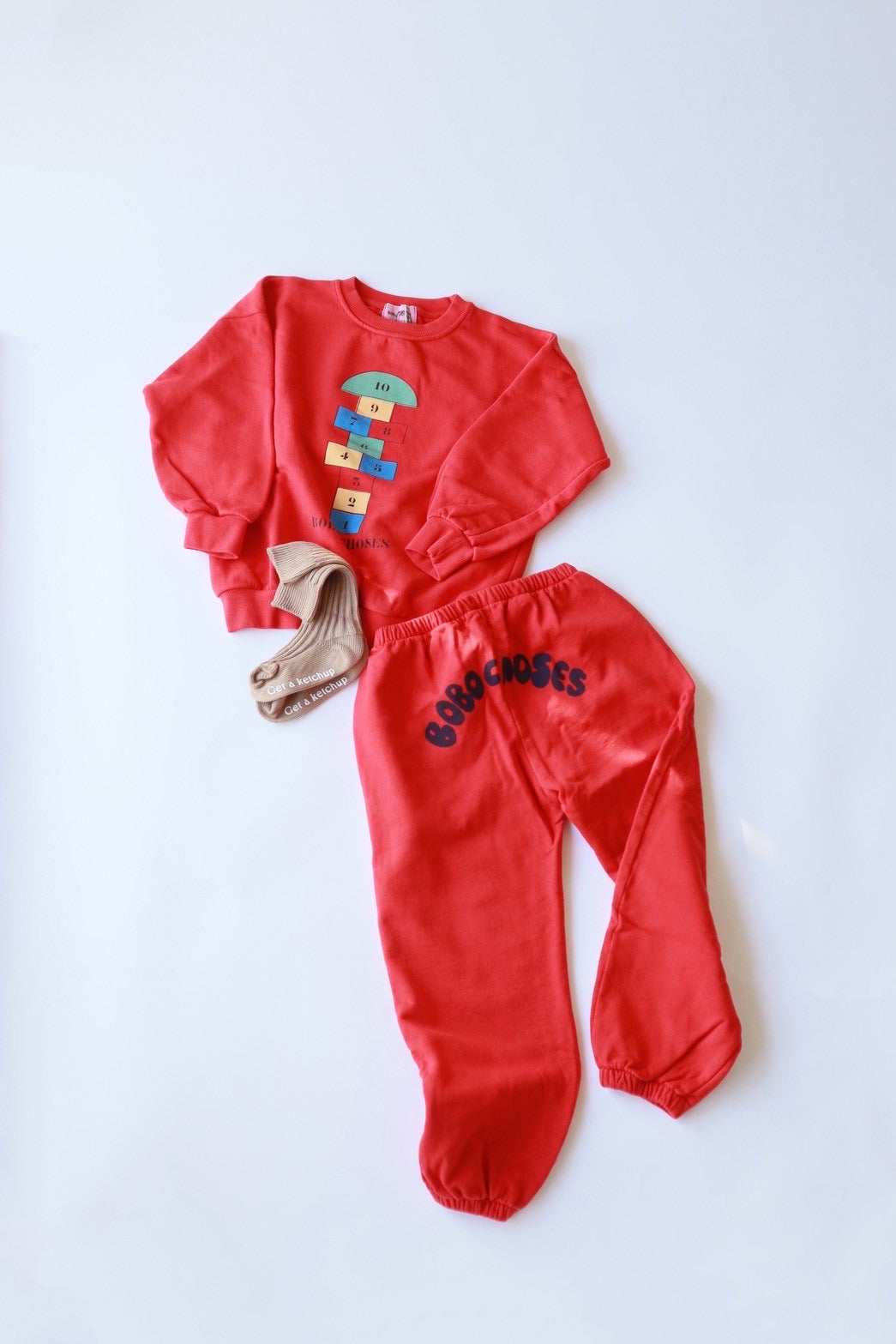 BOBO CHOSES】カーブロゴジョガーパンツ RED – Catchup
